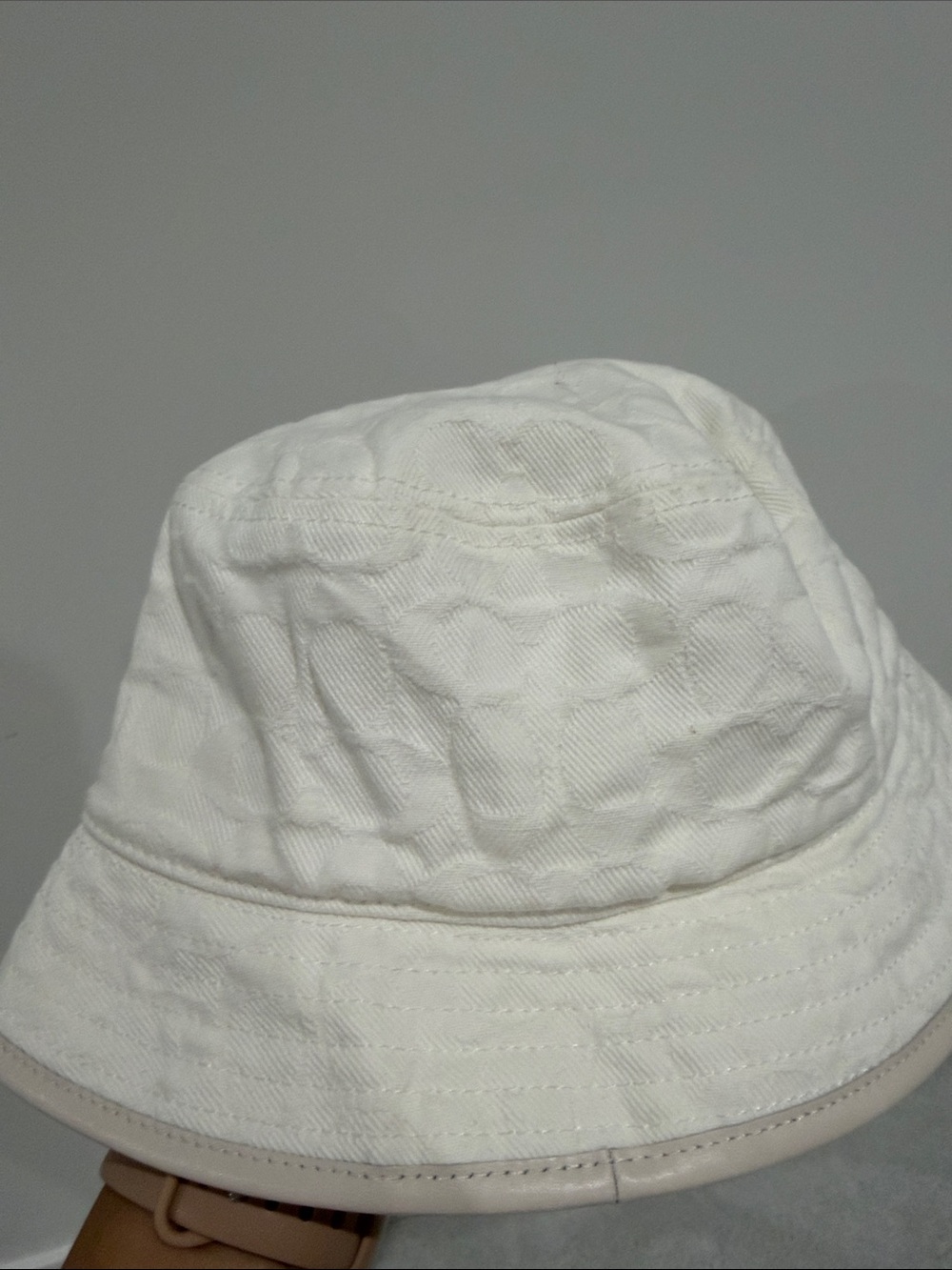Coach Cream Logo-Pattern Bucket Hat - Picture 3 of 8
